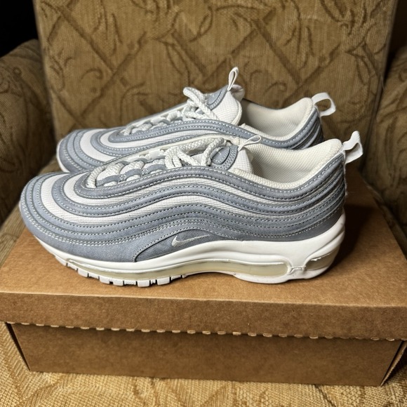 how to clean air max 97s